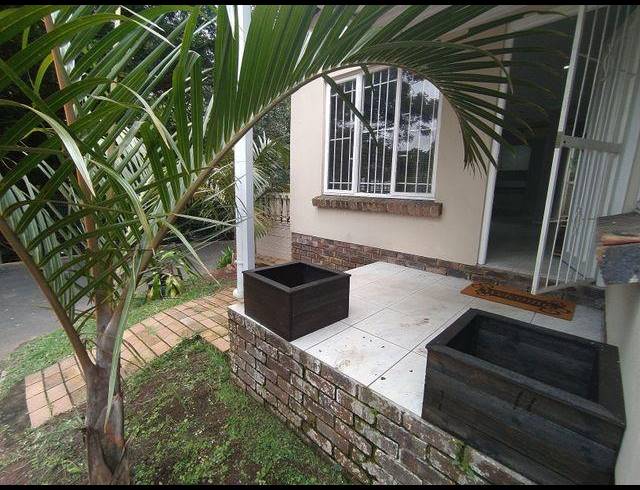 2 BEDROOM APARTMENT FOR SALE IN DAWNCLIFFE